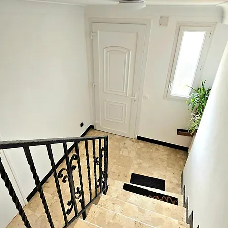 Apartamento T3 100m2 - Rénové - à 2mn à Pied *